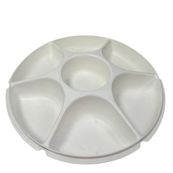 Tupperware 6 Section Round Plastic Sectioned Vegetable Dip Chip Tray w Lid - Picture 2 of 4